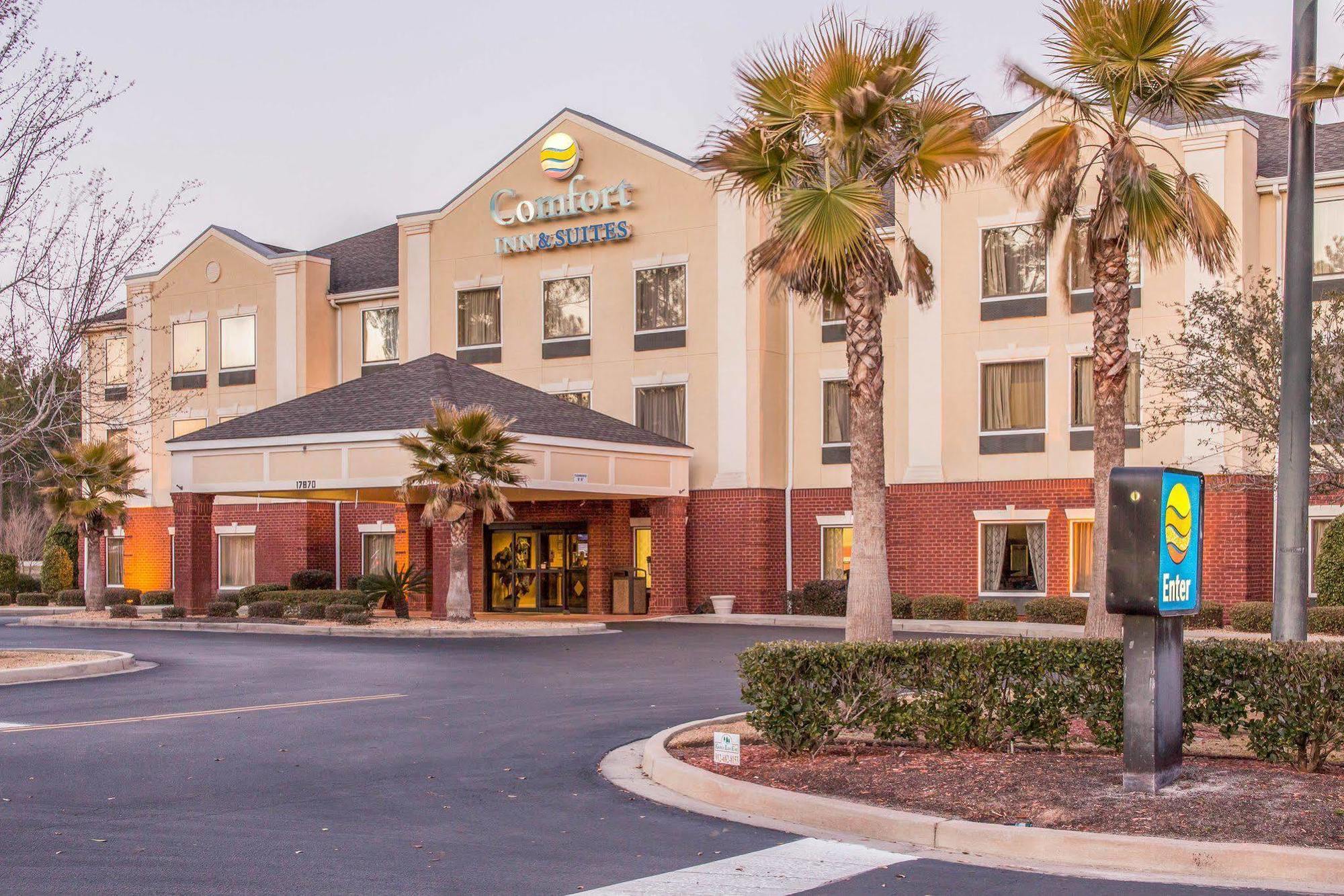 Comfort Inn & Suites Statesboro - University Area Exterior foto