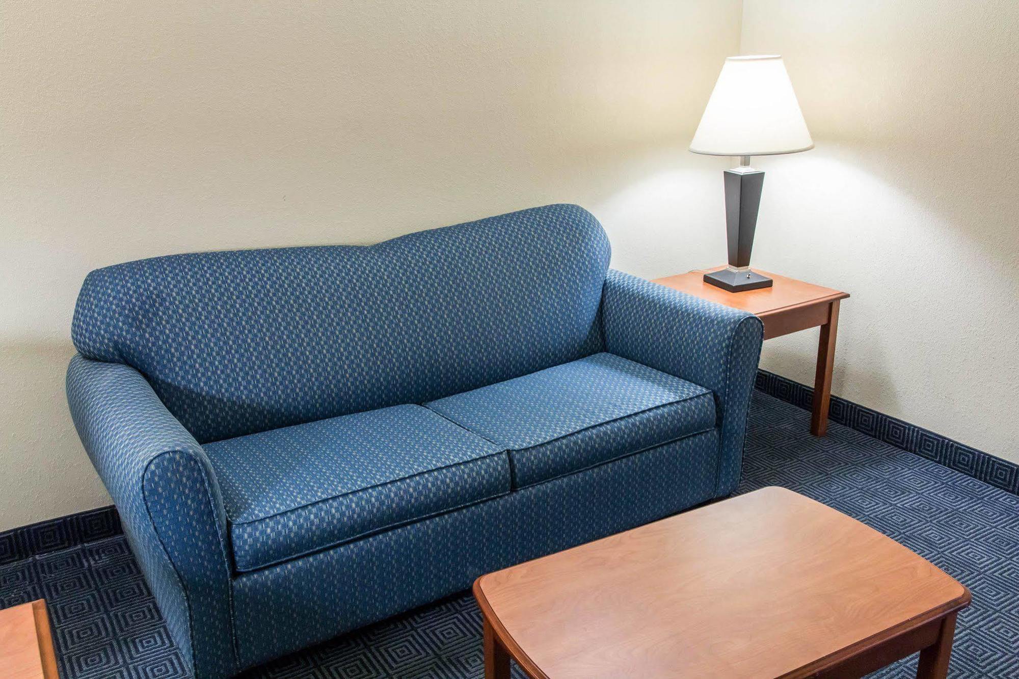 Comfort Inn & Suites Statesboro - University Area Exterior foto